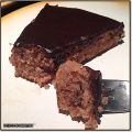 Gâteau aux noix, nappage chocolat noir