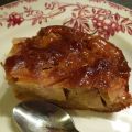 Gâteau aux coings, à la vanille et au rhum