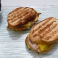 Croque monsieur ananas, poulet, curry