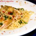 Ragoût d'oreilles de porc aux pâtes.