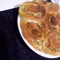 Brioches roulées à la rhubarbe et fleur[...]