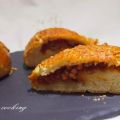 Buns farcis à la bolognaise