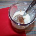 Yogourt à la purée de dattes et fleur d'oranger