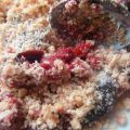Crumble de framboises et quetsches au biscuit[...]
