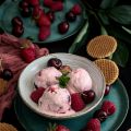 La crème glacée à la fraise, à la framboise et[...]
