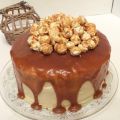 Drip cake gourmand au chocolat et caramel /[...]