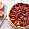 Tarte express aux pêches et aux cerises
