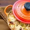Macaroni and cheese with bacon and bread topping