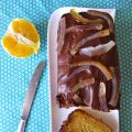 gâteau à l'écorce d'orange, glaçage au chocolat