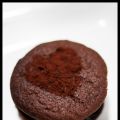 Biscuits fourrés au gâteau au chocolat