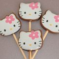 Sucettes Hello Kitty au chocolat et caramel