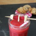 Smoothie framboises, pêches et banane