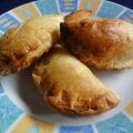 Chaussons aux poivrons rouges/ fromage ail et[...]