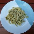 Pesto aux noix et persil