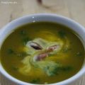 Potage de potimarron vert et graines grillées,[...]