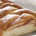 Brioche tressée à la machine à pain