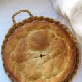 Tourte aux courgettes, poivrons et scamorza