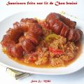 Saucisses frits sur lit de Chou braisé