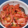 SALADE DE TOMATES ET POIVRONS RÔTIS