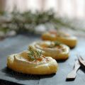 Tartelettes feuilletées au chèvre, au miel et[...]