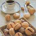 Le macaron à la noix {A la meringue française}