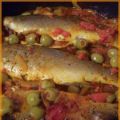 Tajine de bar aux oignons et aux tomates,[...]