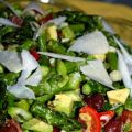 Salade d'asperges aux tomates à l'avocat et[...]