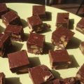 Fudge au chocolat noir et noix de pécan