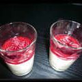 Panna cotta coco, chocolat blanc et coulis de[...]