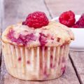 Muffins à la ricotta, aux framboises et amandes