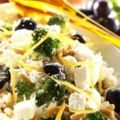 Salade de riz aux brocolis, chèvre et olives