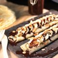 Crêpes sauce chocolat, bananes et amandes[...]