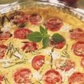 Clafoutis au chèvre frais, courgettes et[...]