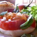 mini-sandwich à la tomate et 