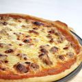 PIZZA, SAUCE TOMATE AUX FINES HERBES,[...]