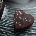 Mousses au chocolat en coque de chocolat au[...]