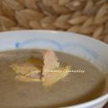 Velouté de champignons et copeaux de foie gras[...]