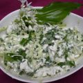 Salade de concombre au cottage cheese et ail[...]