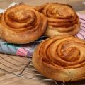 Brioches roulées au caramel au beurre salé -[...]
