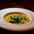 Potage à l'érable, ail et lait de coco