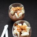 Verrine de parfait au chocolat, poires et[...]