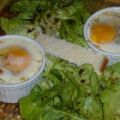 Oeufs cocottes à la brousse et aux champignons,[...]