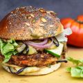 Burger végétarien aux courgettes