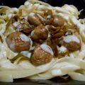 Tagliatelles aux roses de prés et poireaux,[...]