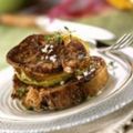 Foie gras poêlé sur lit de pommes