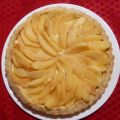 Tarte aux coings, à la cardamome et à la rose