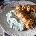 Souvlakia , brochettes grecques de poulet au[...]