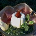 Panna cotta à l'ail blanc de lomagne, jambon[...]