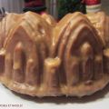 Gâteau aux noix et au sucre à la crème