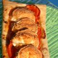 Tarte fine à la tomate et au fromage de chèvre